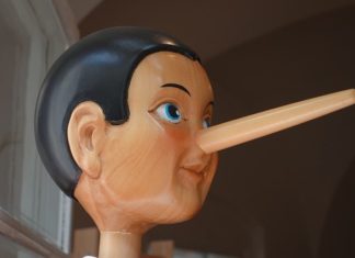 pinocchio lies