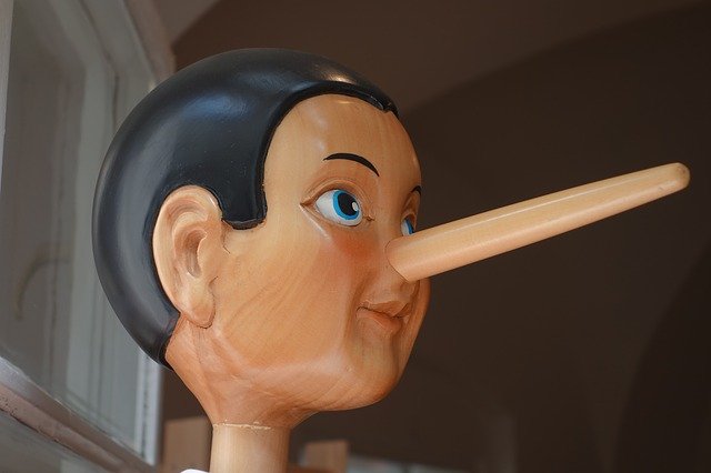 pinocchio lies