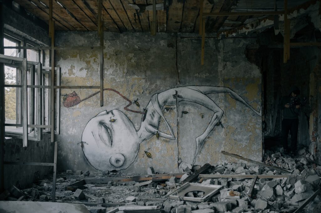 Dystopia graffiti on the wall