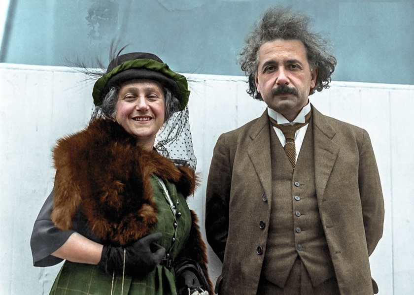 Elsa Einstein and Albert Einstein on a ship