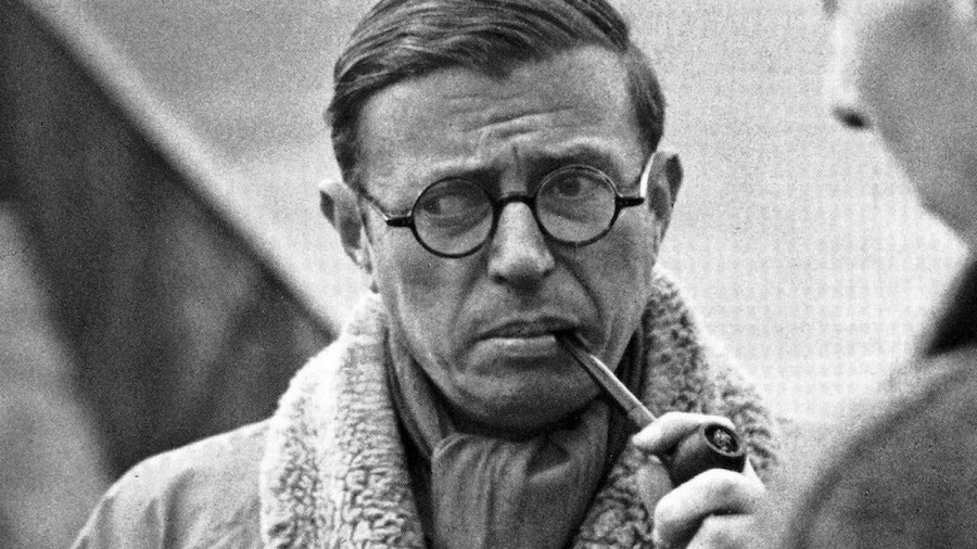 Jean-Paul Sartre smoking