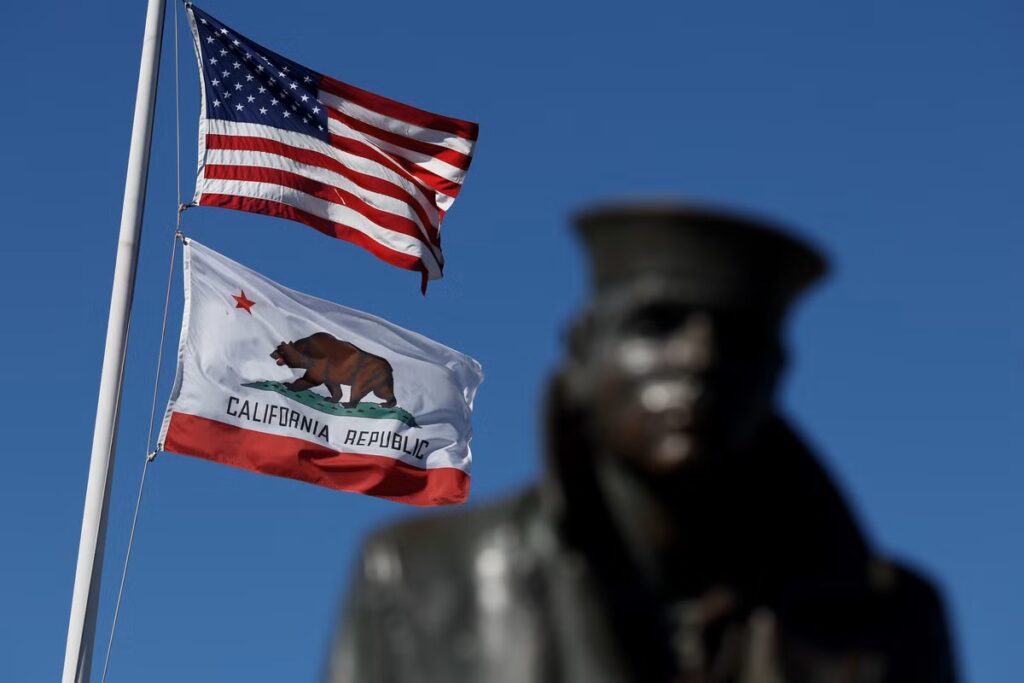 Flags of California and United States side by side
